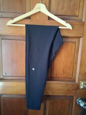 lululemon athletica Women’s Black Athletic Pants
